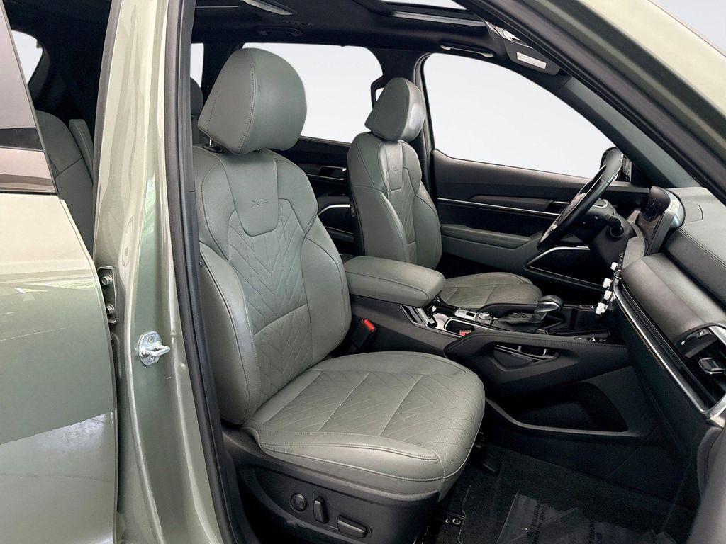 used 2023 Kia Telluride car, priced at $36,999