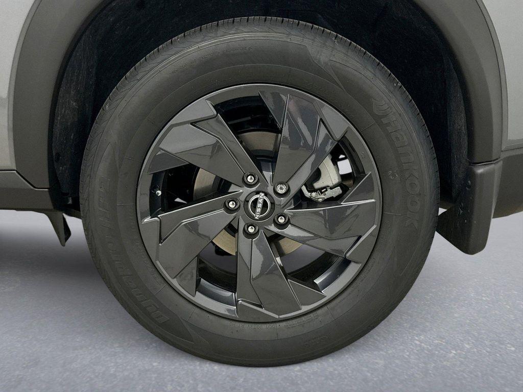 used 2026 Nissan Rogue car, priced at $29,100