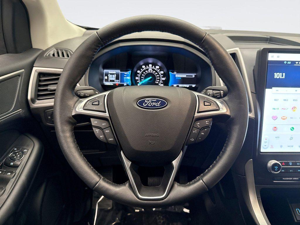used 2022 Ford Edge car, priced at $22,399