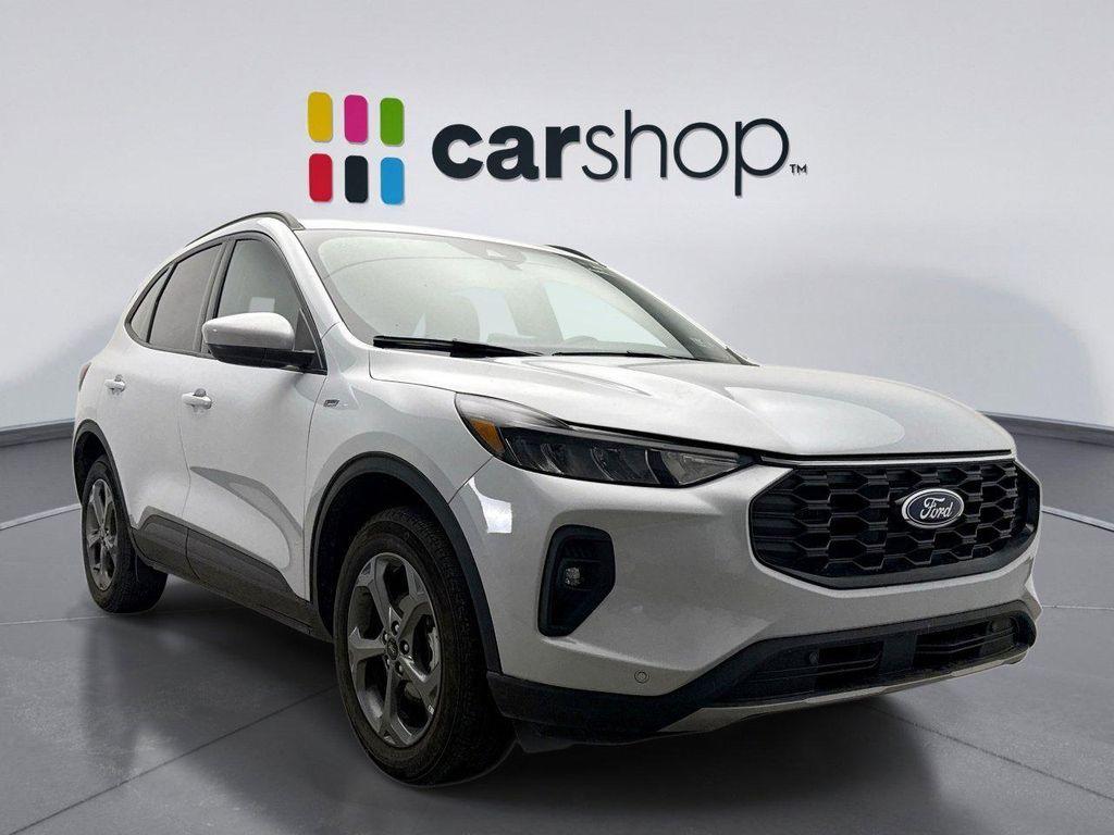 used 2025 Ford Escape car, priced at $24,900