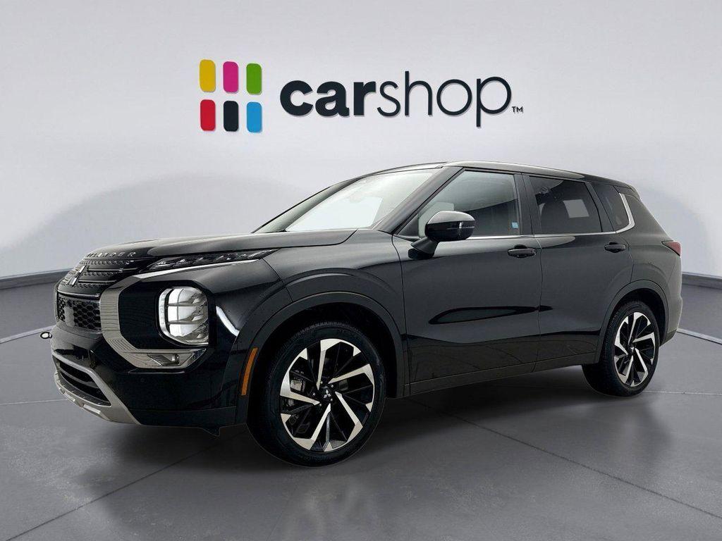 used 2024 Mitsubishi Outlander car, priced at $26,300