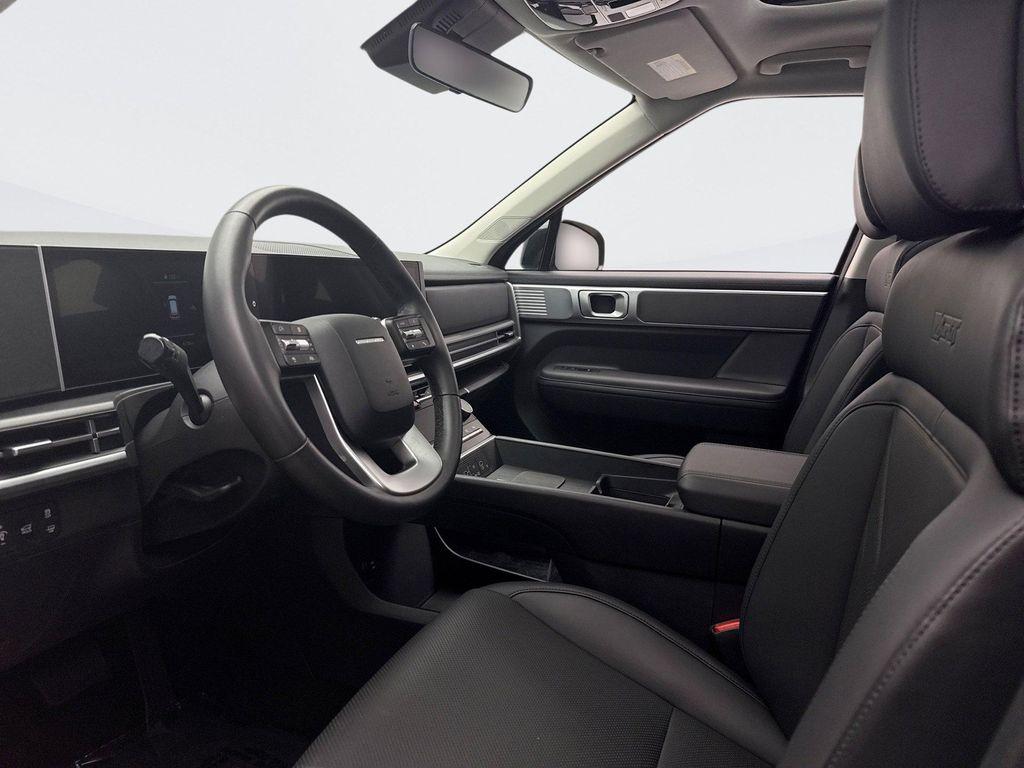 used 2025 Hyundai Santa Fe car, priced at $35,999