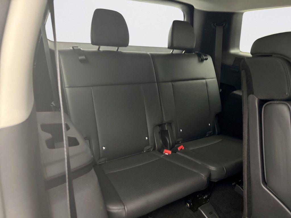 used 2025 Hyundai Santa Fe car, priced at $35,999