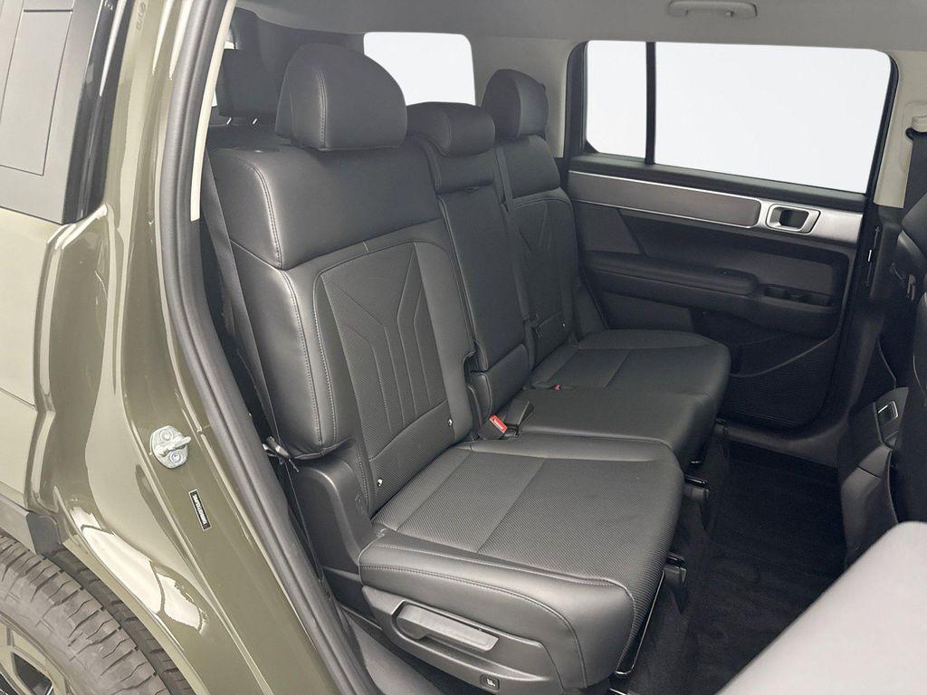 used 2025 Hyundai Santa Fe car, priced at $35,999