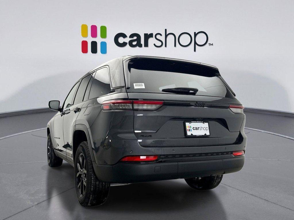 used 2024 Jeep Grand Cherokee car, priced at $36,399