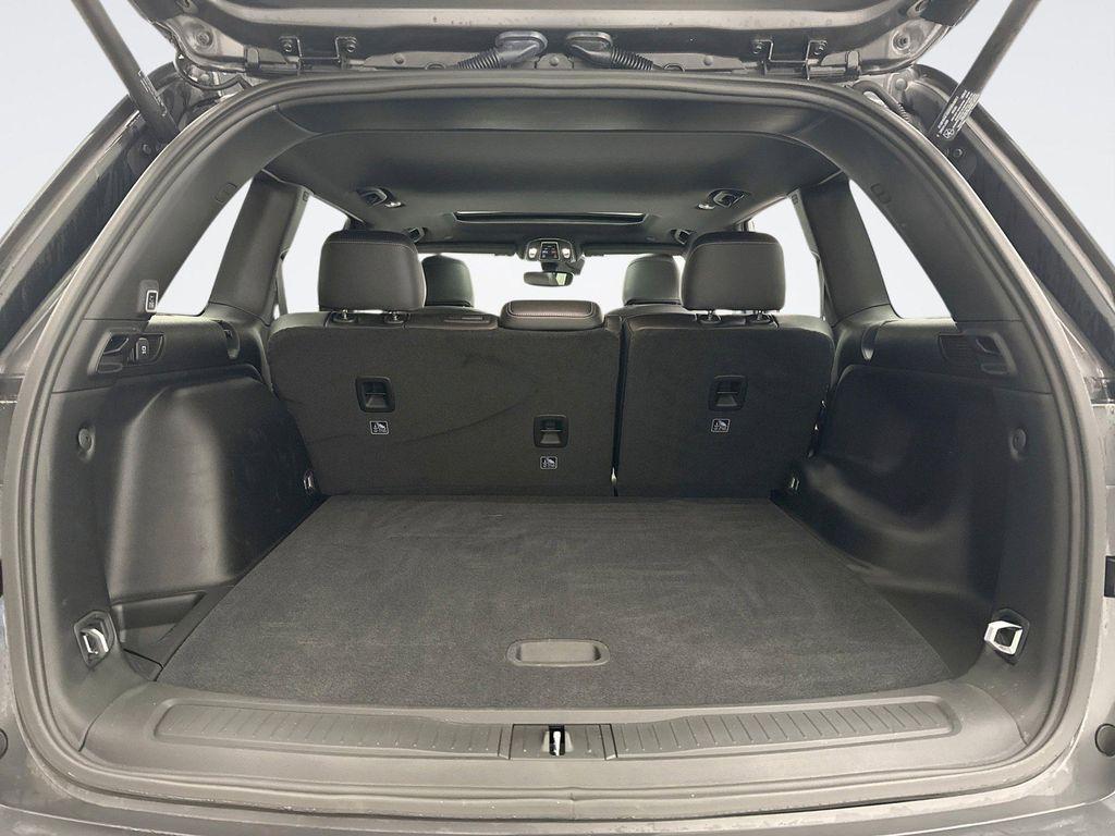 used 2024 Jeep Grand Cherokee car, priced at $36,399