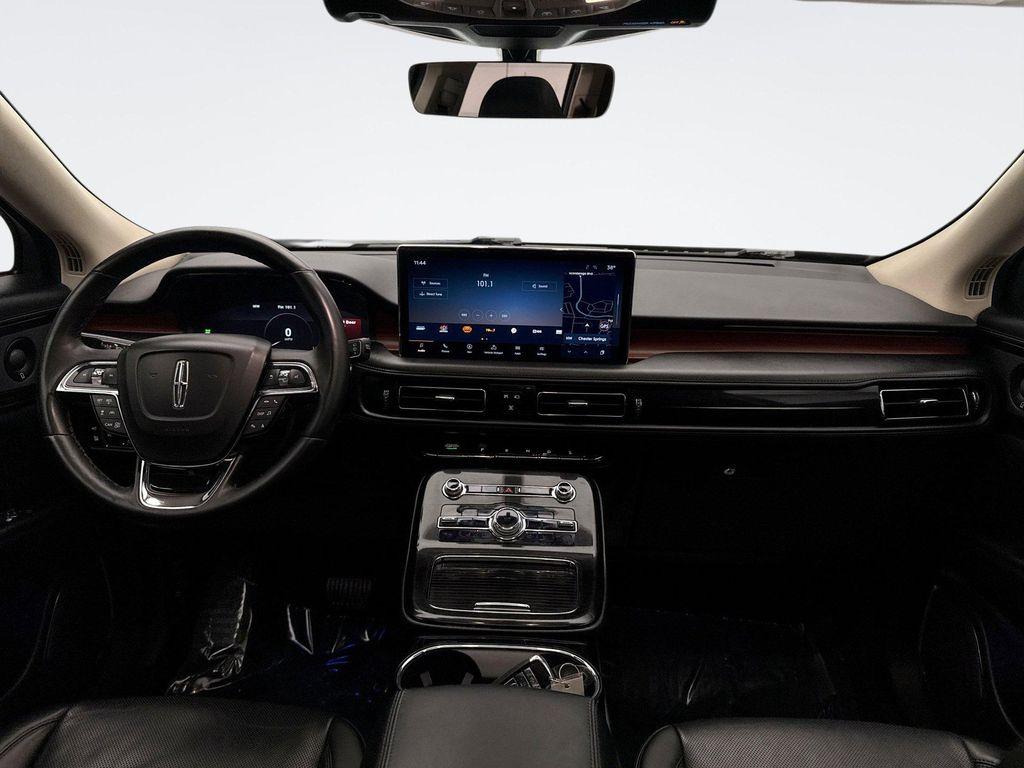 used 2023 Lincoln Nautilus car, priced at $38,399