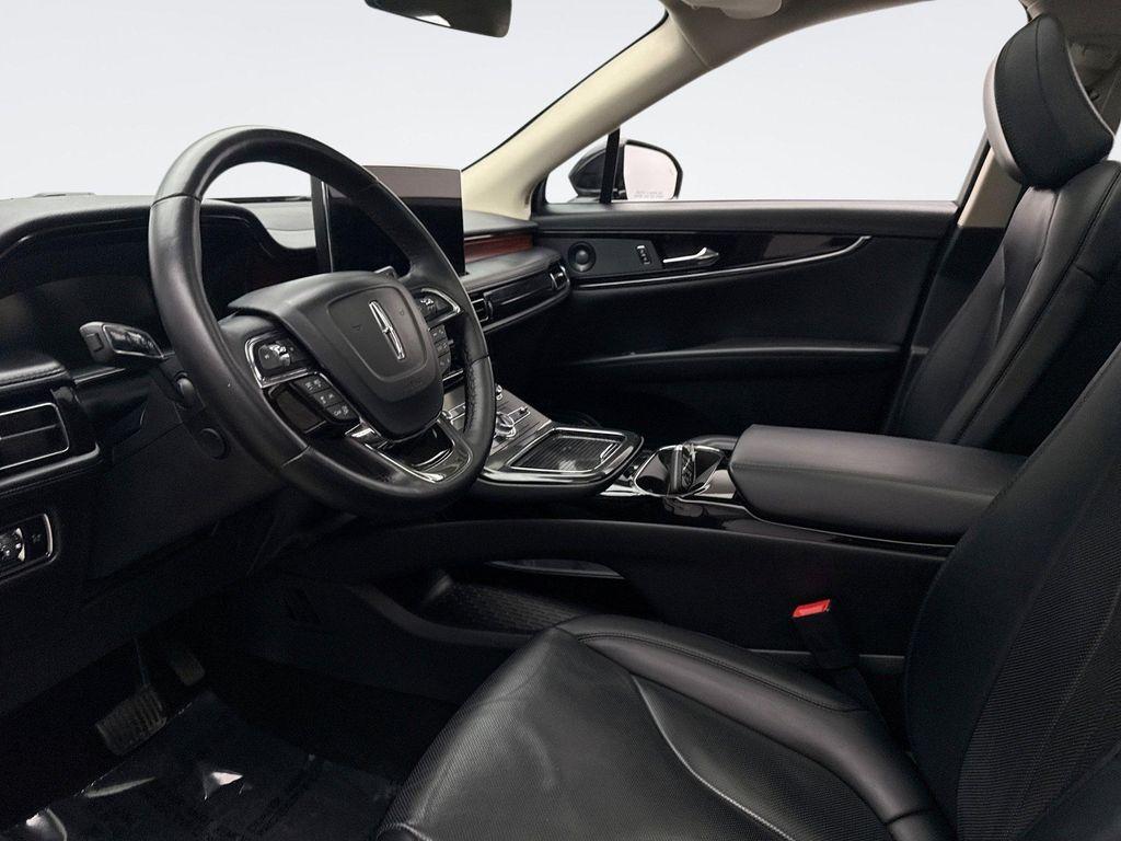 used 2023 Lincoln Nautilus car, priced at $38,399