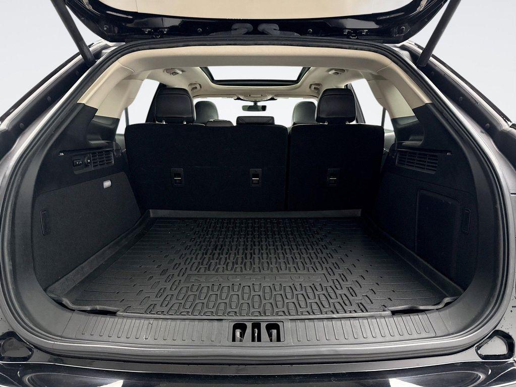 used 2023 Lincoln Nautilus car, priced at $38,399