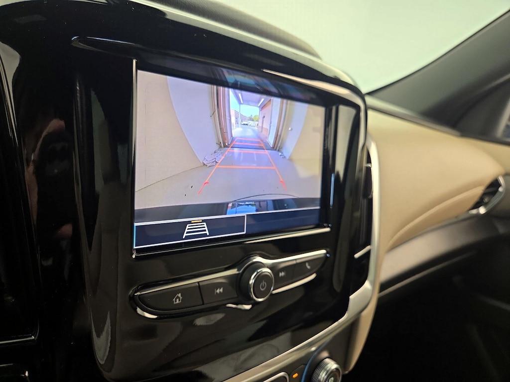 used 2023 Chevrolet Traverse car, priced at $29,998