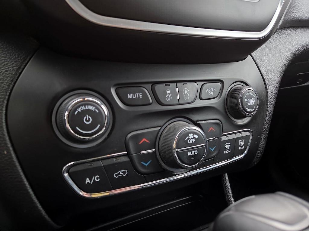 used 2019 Jeep Cherokee car, priced at $16,998