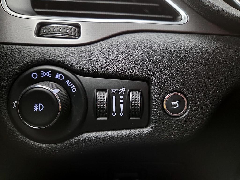 used 2019 Jeep Cherokee car, priced at $16,998