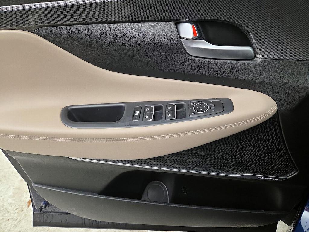 used 2023 Hyundai Santa Fe car, priced at $26,998