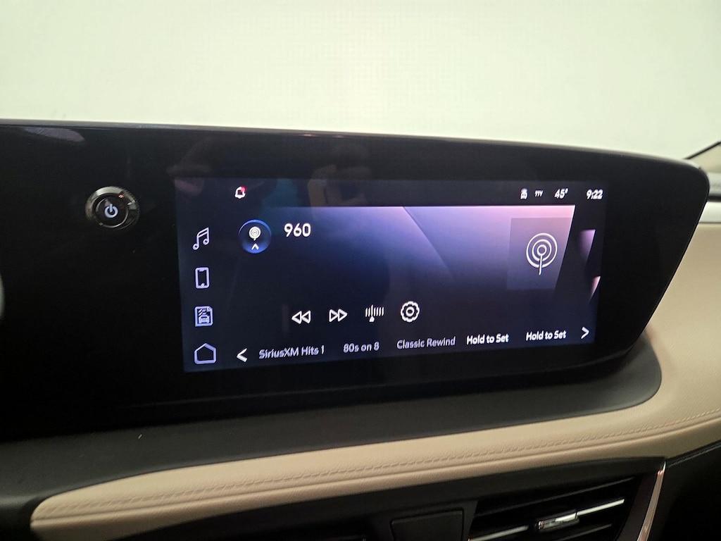 used 2024 Buick Encore GX car, priced at $26,998