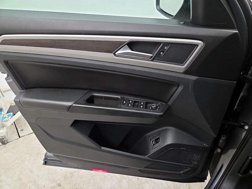 used 2018 Volkswagen Atlas car, priced at $21,998