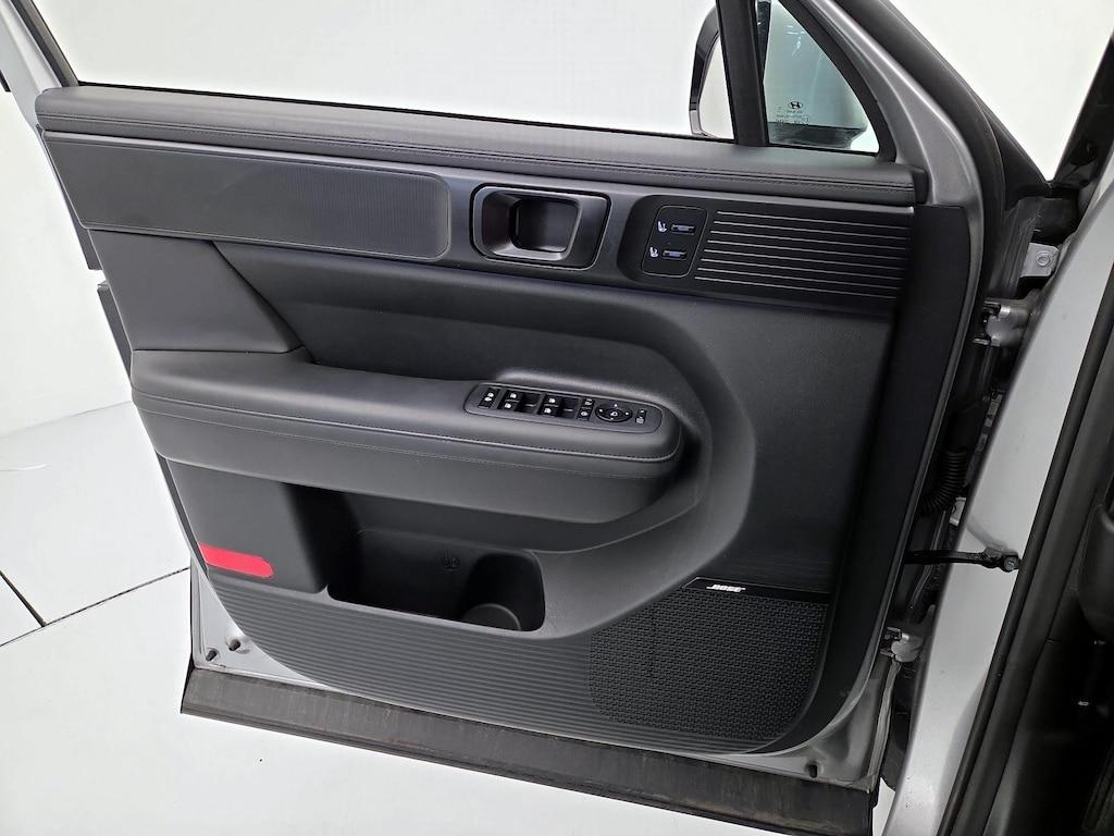 used 2024 Hyundai Santa Fe car, priced at $36,998