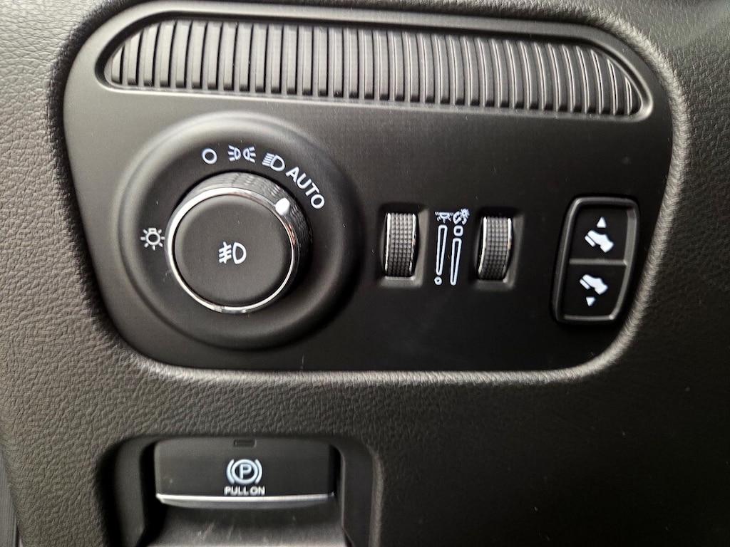 used 2022 Jeep Wagoneer car, priced at $48,998