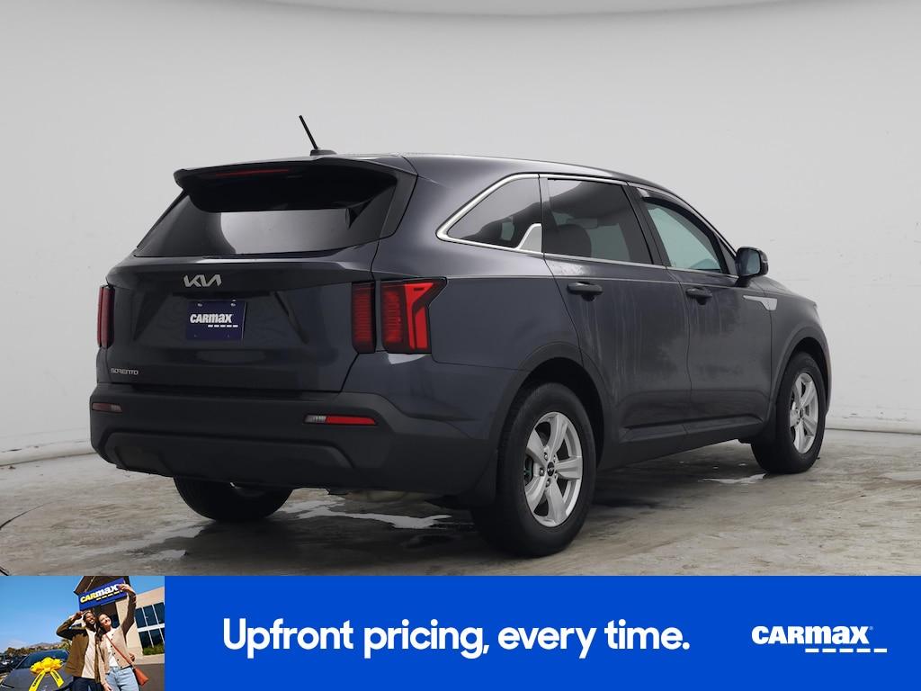 used 2023 Kia Sorento car, priced at $23,998