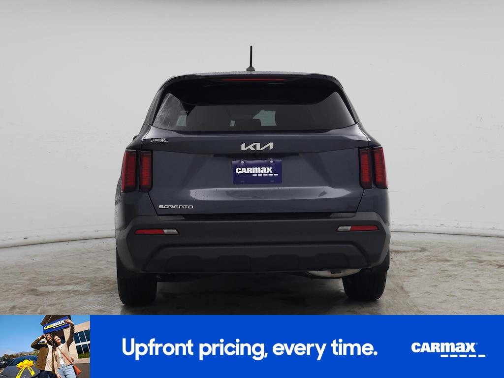 used 2023 Kia Sorento car, priced at $23,998