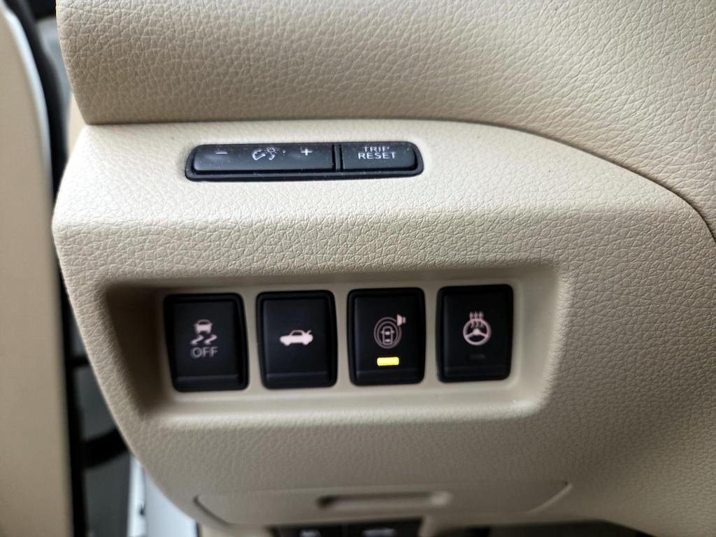 used 2014 Nissan Altima car, priced at $14,998