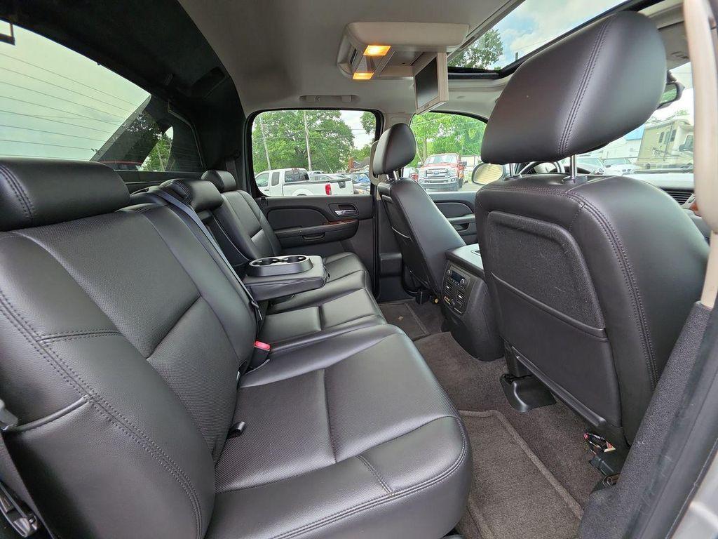 used 2010 Chevrolet Avalanche car, priced at $19,995