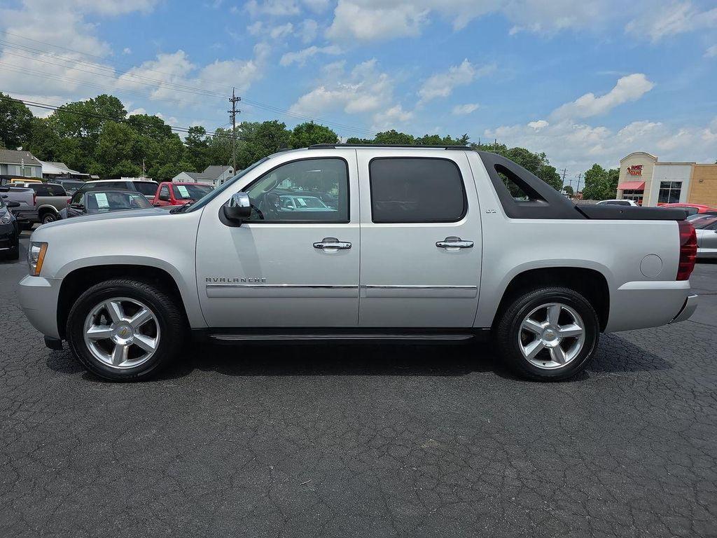 used 2010 Chevrolet Avalanche car, priced at $19,995