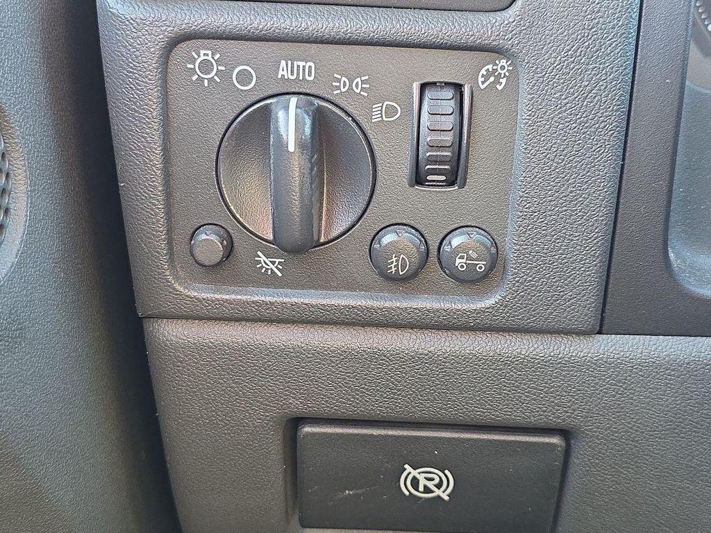 used 2005 GMC Canyon car, priced at $14,995