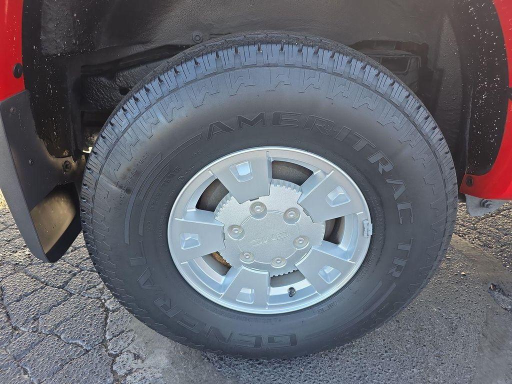 used 2005 GMC Canyon car, priced at $14,995