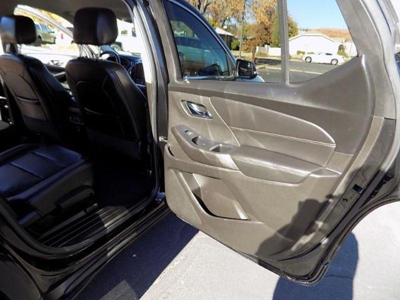 used 2021 Chevrolet Traverse car, priced at $25,497