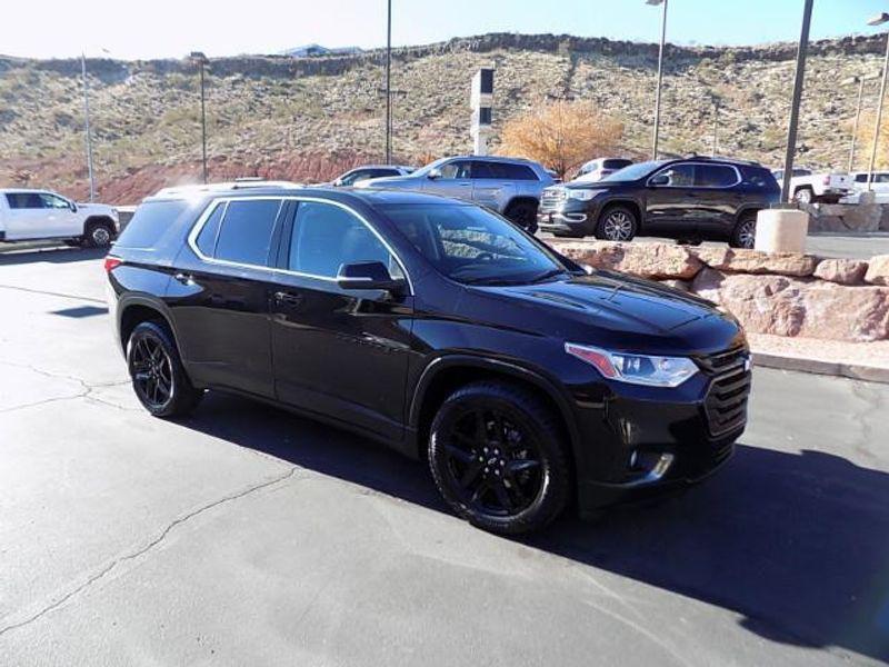 used 2021 Chevrolet Traverse car, priced at $25,497