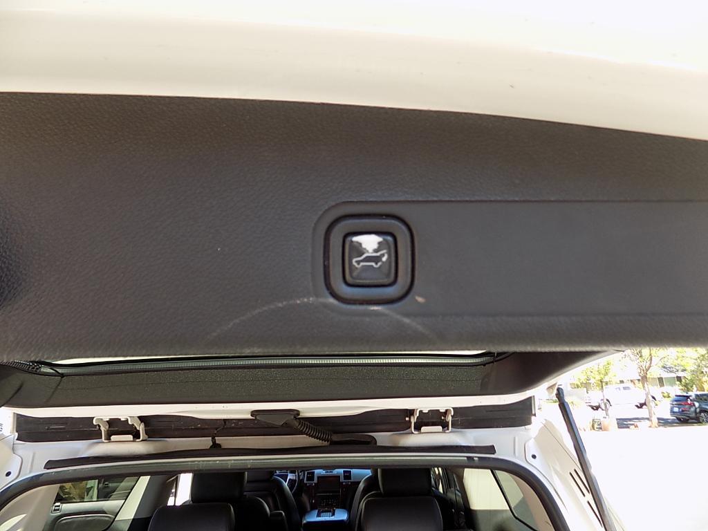 used 2012 Cadillac Escalade ESV car, priced at $12,998