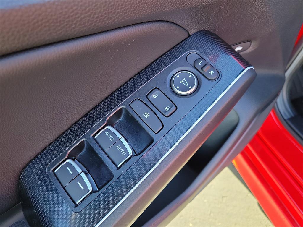 used 2025 Honda Civic Hybrid car, priced at $30,447