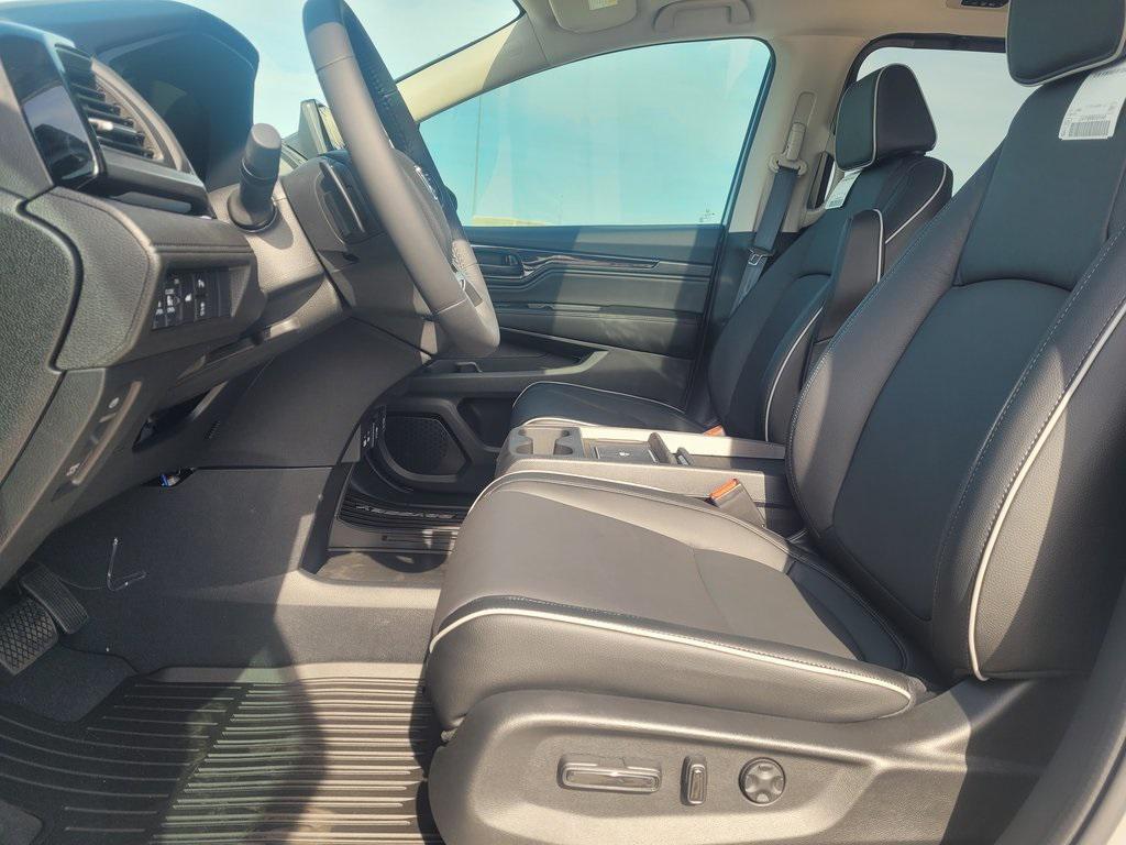 new 2026 Honda Odyssey car, priced at $46,875