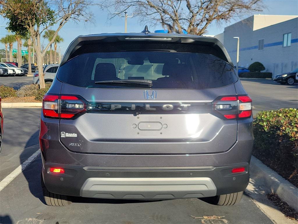 used 2025 Honda Pilot car