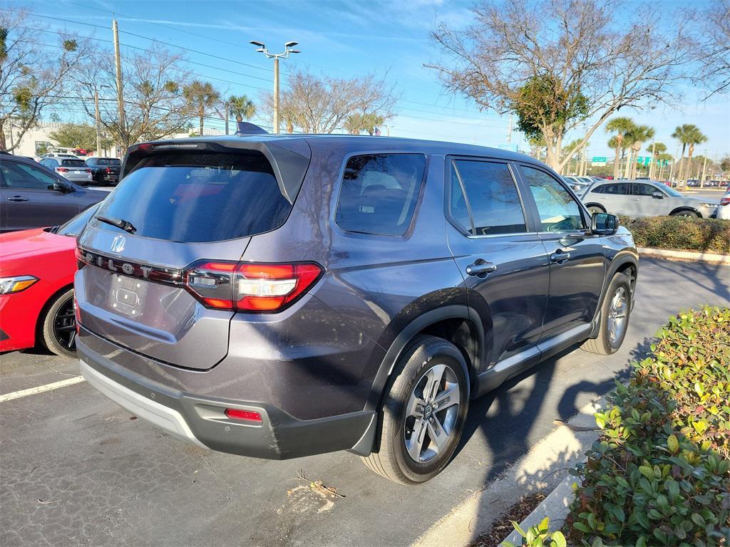 used 2025 Honda Pilot car