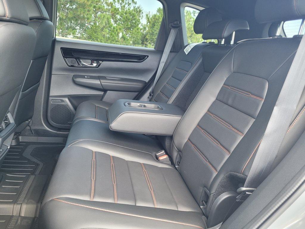 new 2026 Honda CR-V Hybrid car, priced at $43,363