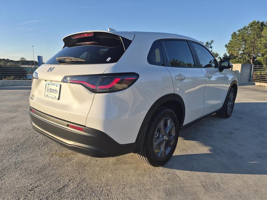 new 2026 Honda HR-V car, priced at $28,438
