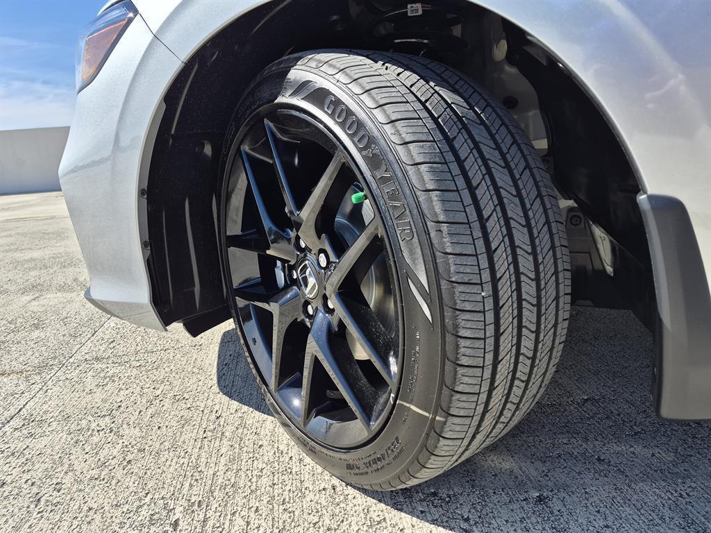 new 2026 Honda Civic Hybrid car, priced at $31,949