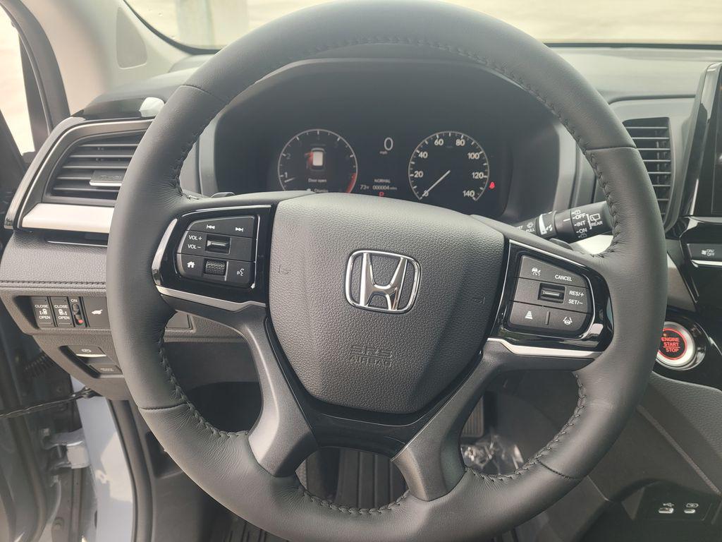 new 2026 Honda Odyssey car, priced at $46,840
