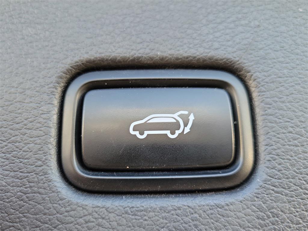 used 2020 Hyundai Palisade car, priced at $18,300