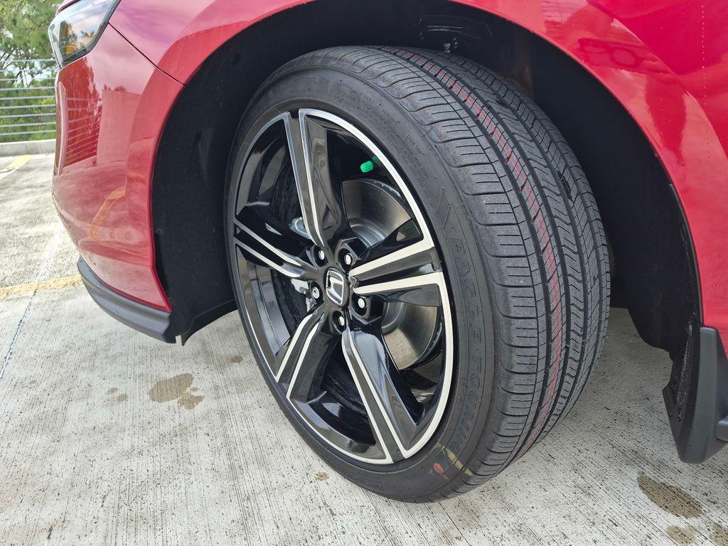 new 2026 Honda Accord Hybrid car, priced at $36,377