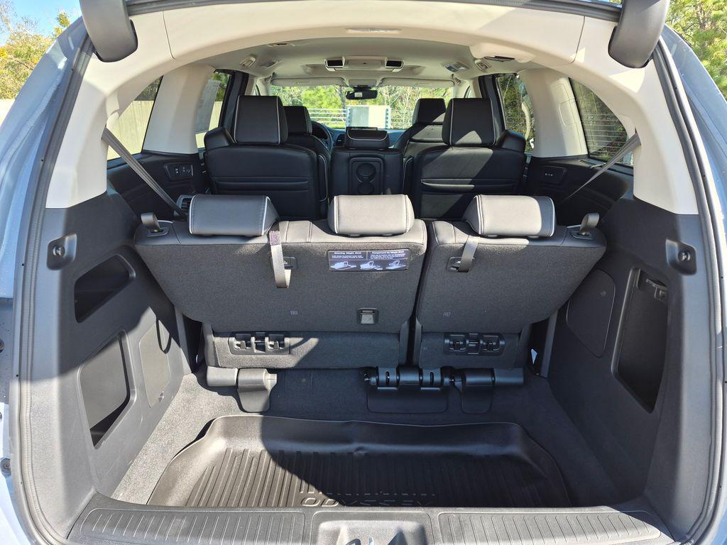 new 2026 Honda Odyssey car, priced at $50,879