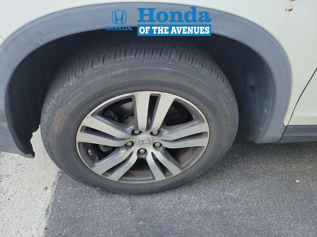 used 2018 Honda Pilot car, priced at $17,074