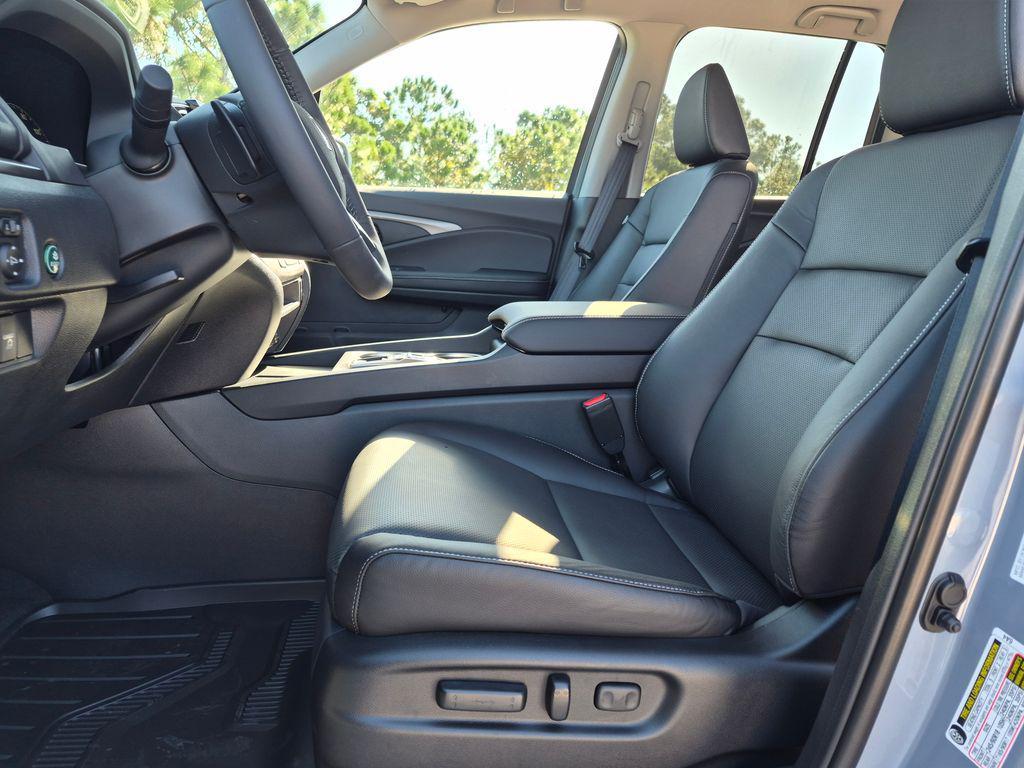 new 2026 Honda Ridgeline car, priced at $44,752