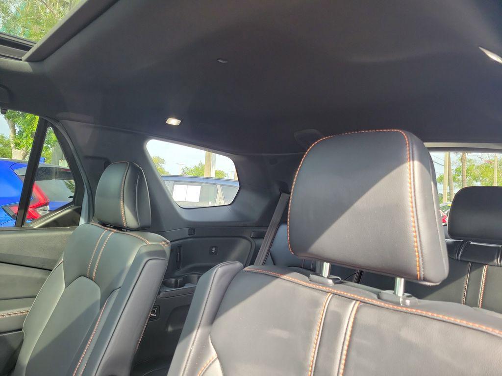 used 2025 Honda Pilot car, priced at $42,937