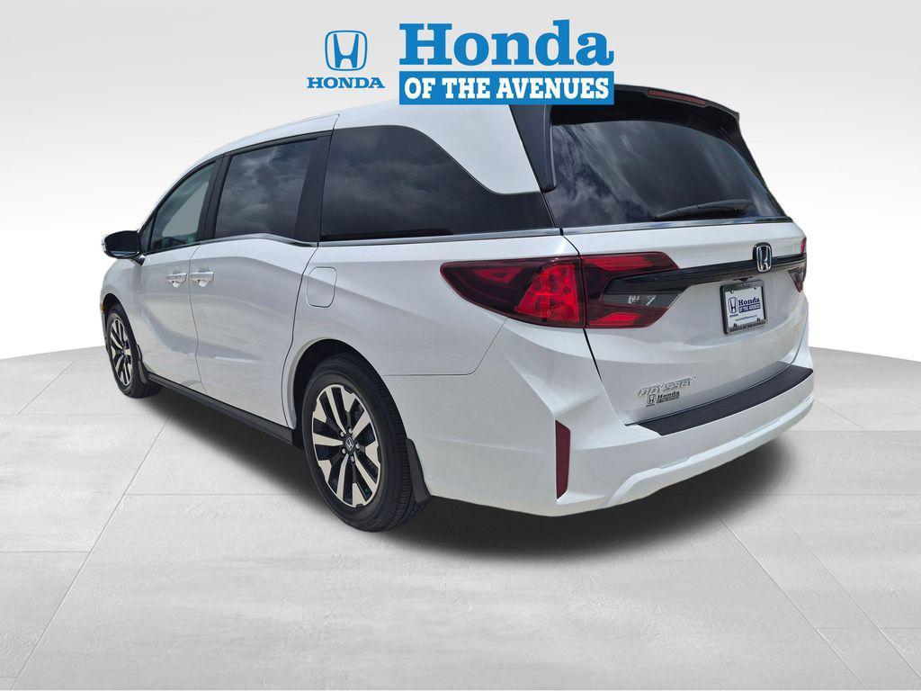 new 2026 Honda Odyssey car, priced at $42,376
