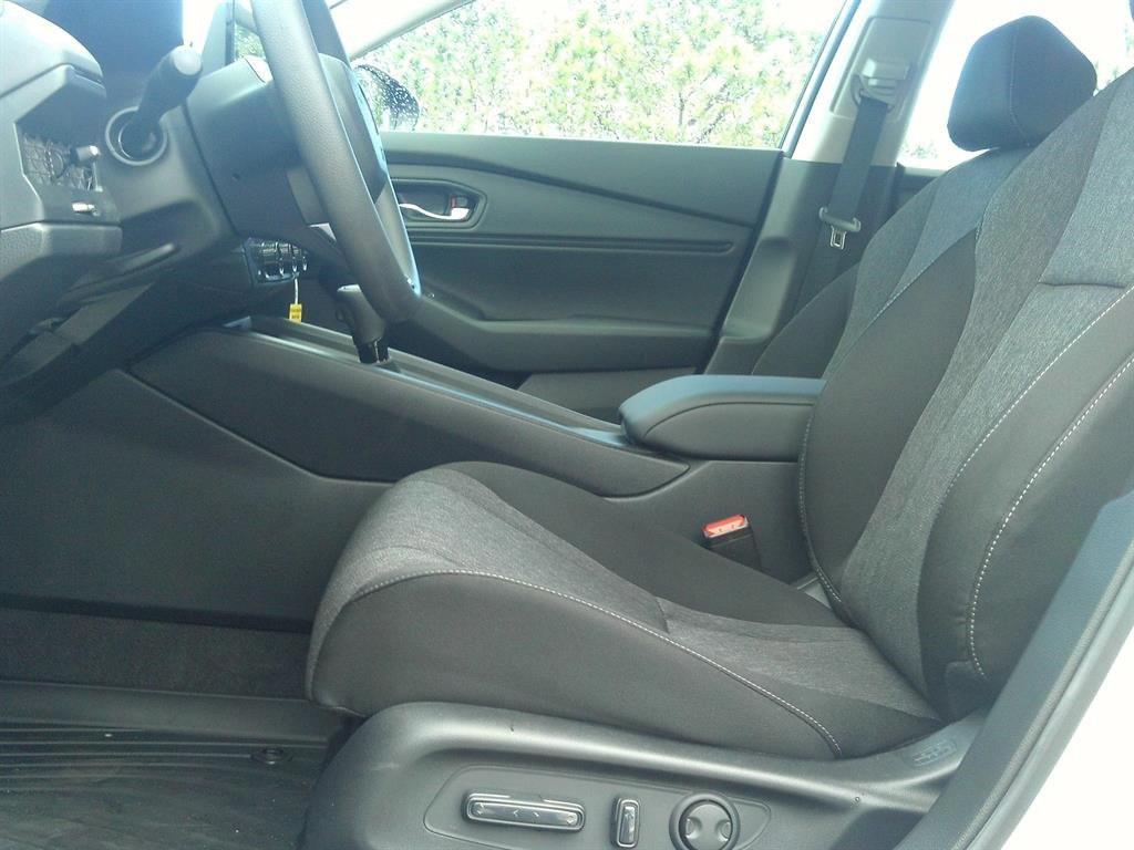 new 2025 Honda Accord car, priced at $32,011