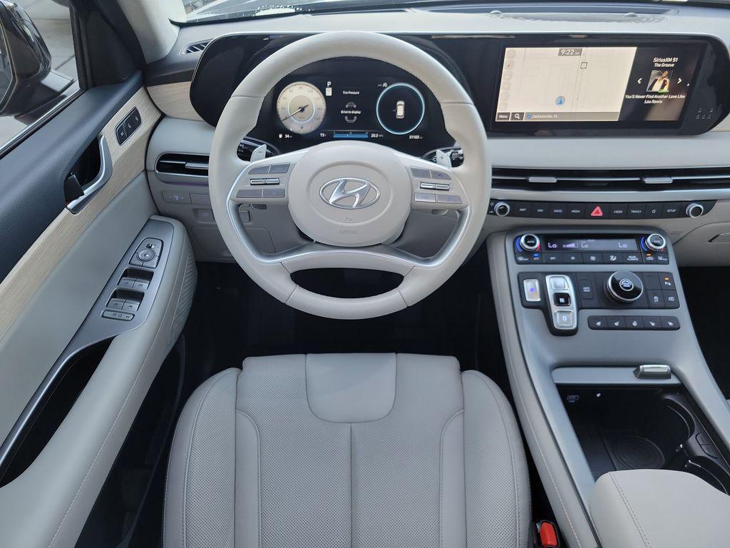 used 2024 Hyundai Palisade car, priced at $35,555