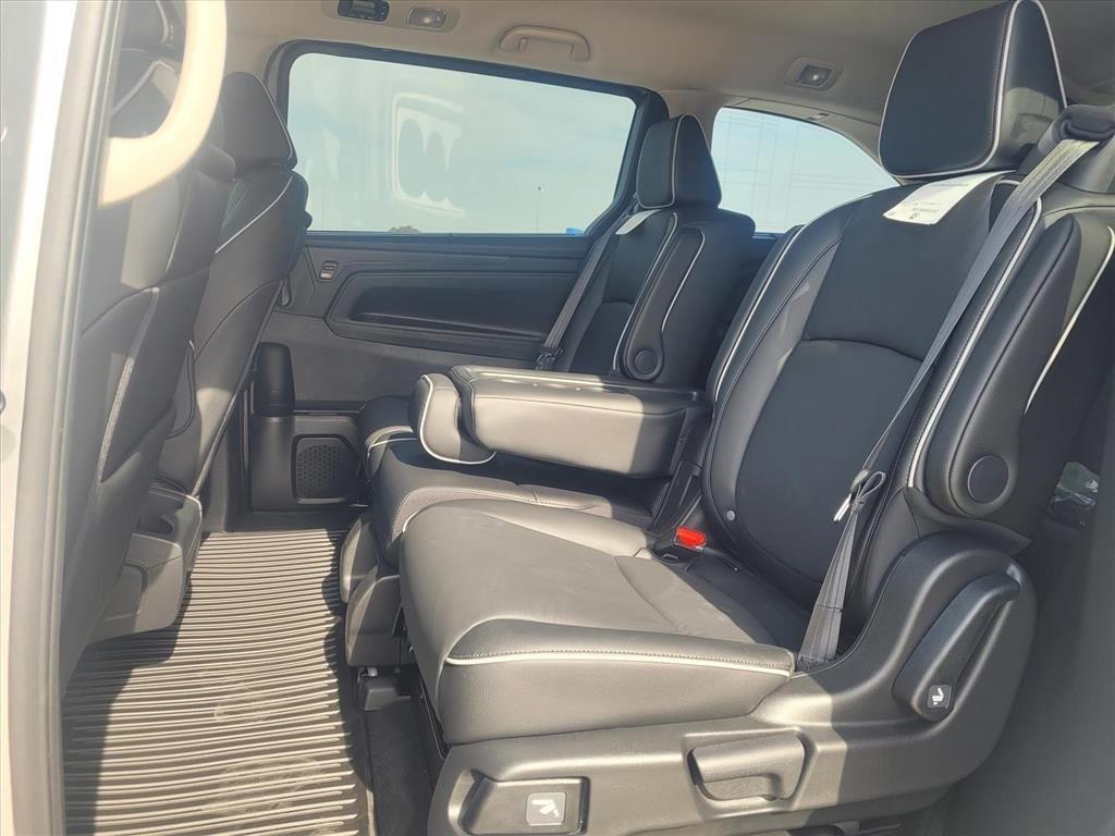 new 2026 Honda Odyssey car, priced at $46,875