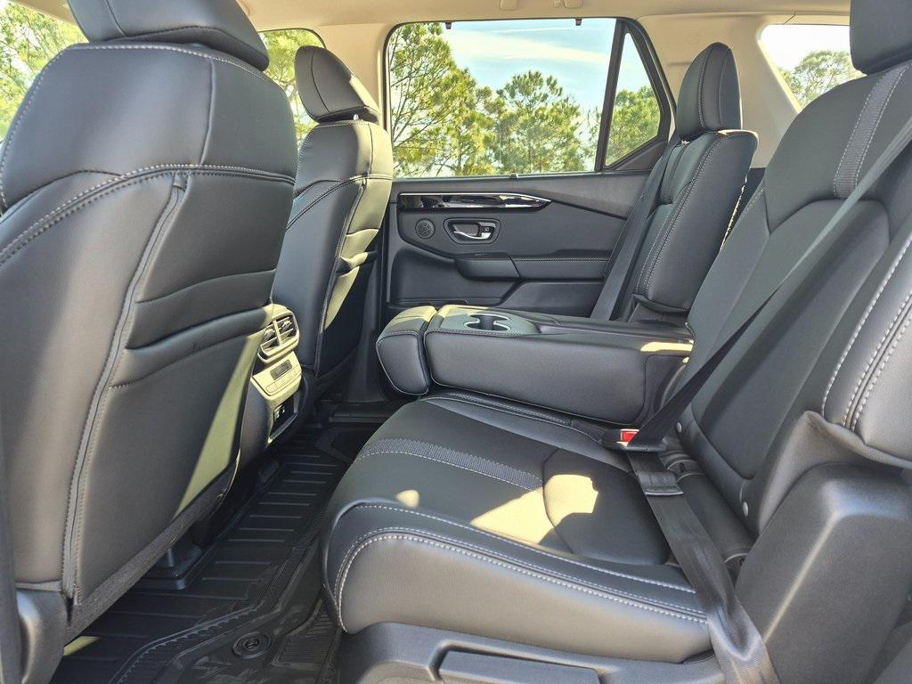 new 2026 Honda Pilot car, priced at $48,440